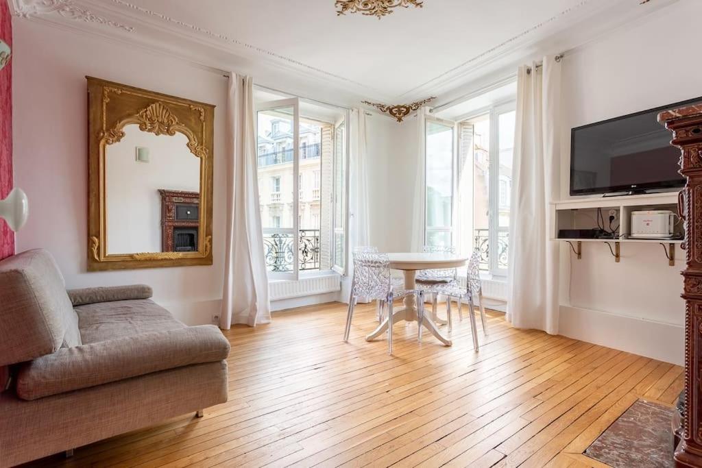 Le Marais, Fantastic View On Archives Nationales Appartement Parijs Buitenkant foto